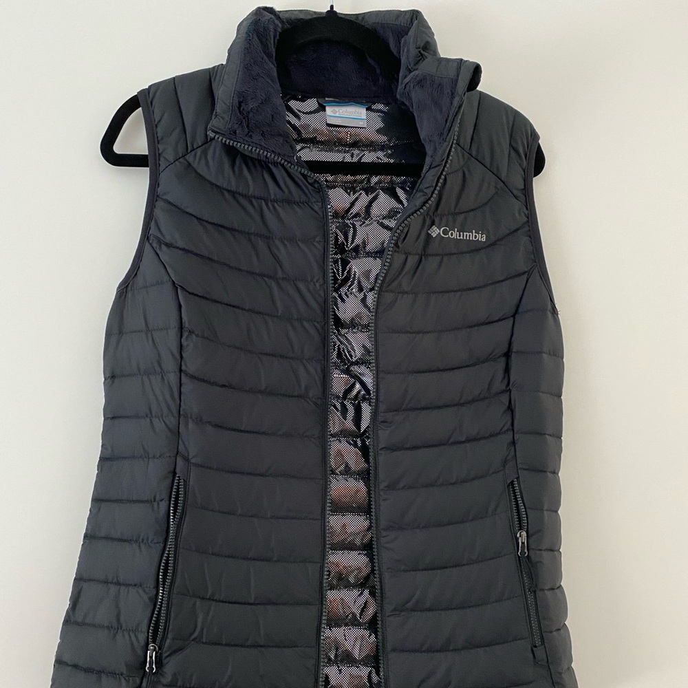 Columbia Women’s Vest with Insulated inside
